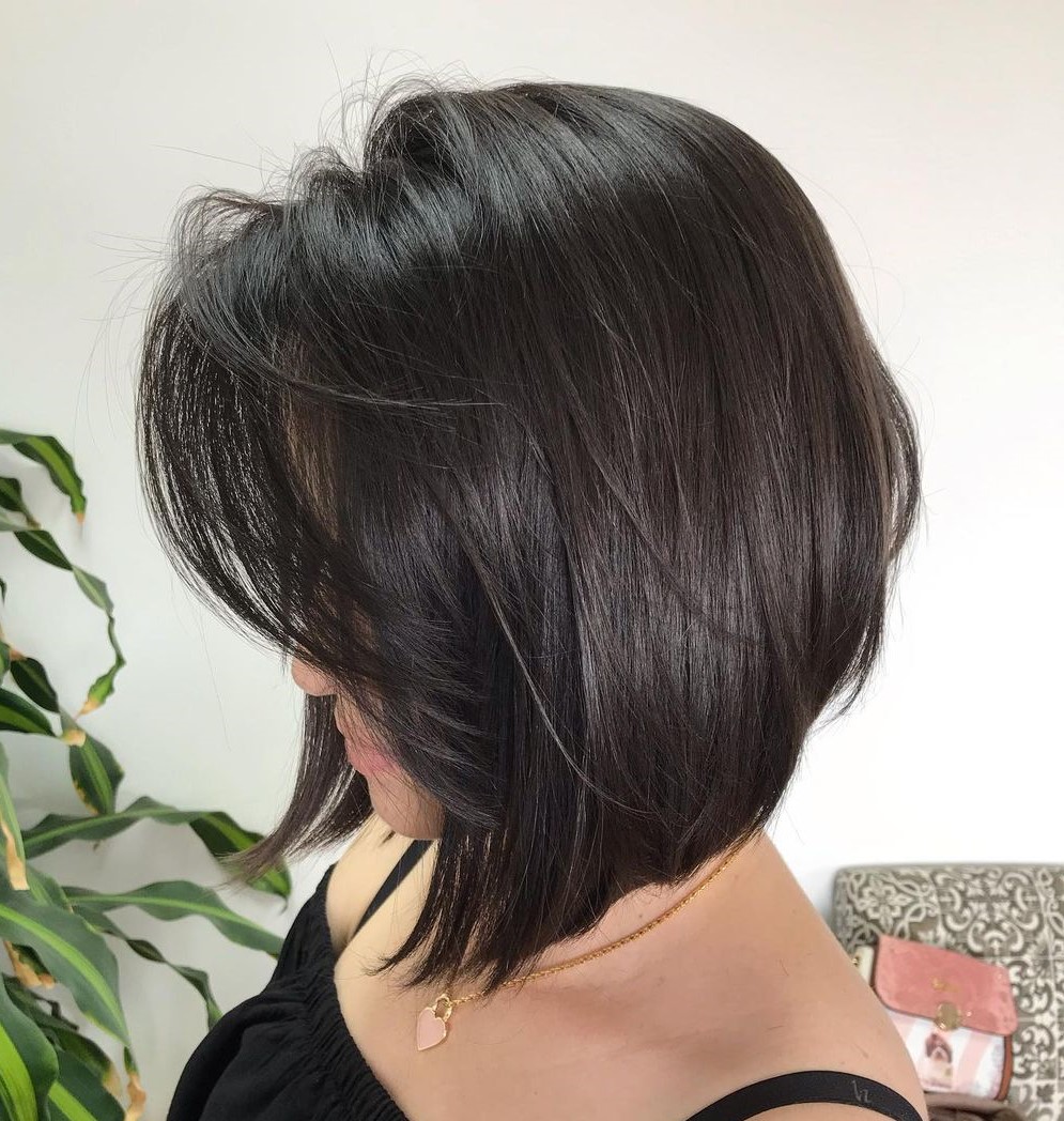 Flowy Black Inverted Lob